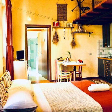 Ca' Tomassino Holiday Apartments Urbino Zewnętrze zdjęcie