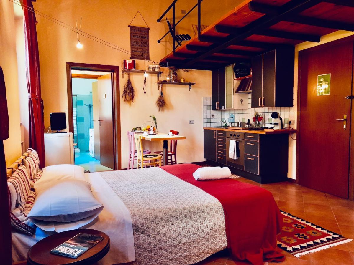 Ca' Tomassino Holiday Apartments Urbino Zewnętrze zdjęcie