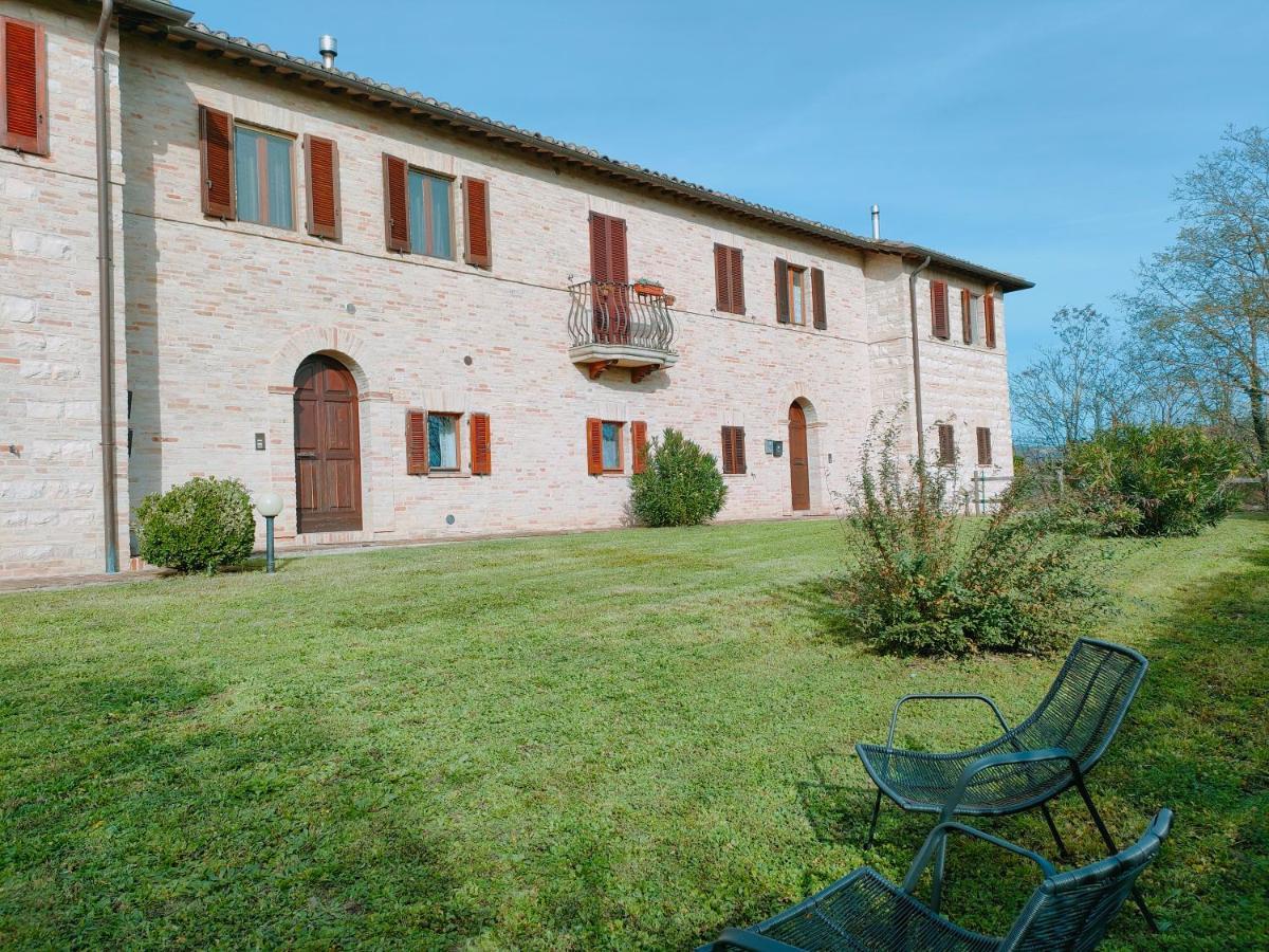Ca' Tomassino Holiday Apartments Urbino Zewnętrze zdjęcie