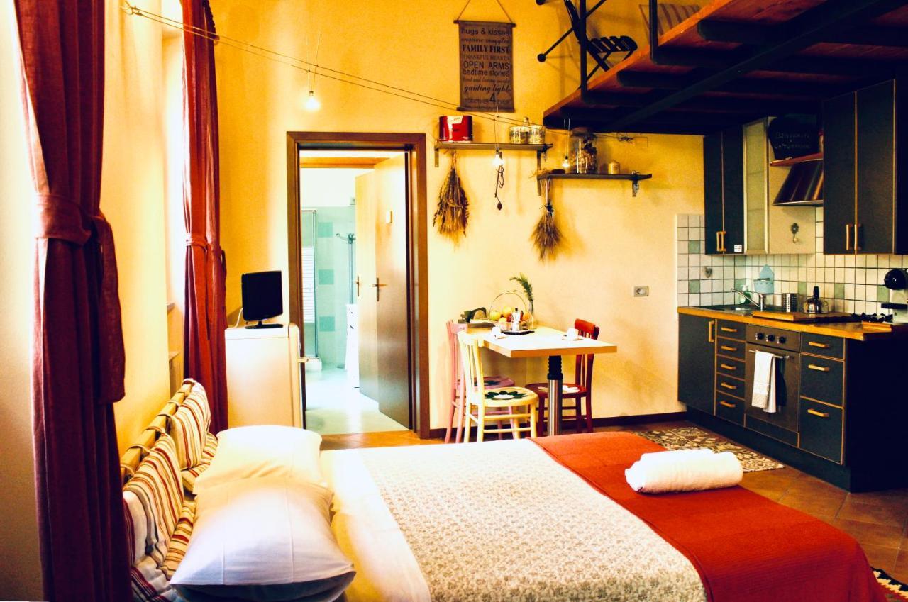 Ca' Tomassino Holiday Apartments Urbino Zewnętrze zdjęcie